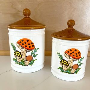 Gorgeous Vintage mushroom canisters 1982 , made in Japan !